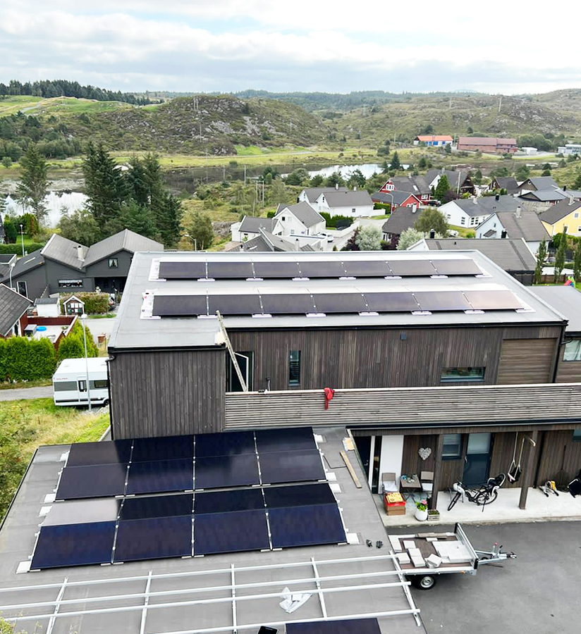 Système solaire à modules à bardeaux noirs de 20 kW en Norvège