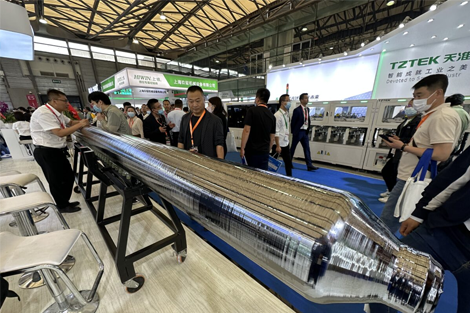Briefing sur l'industrie photovoltaïque chinoise : CNMIA et Longi annoncent une baisse des prix des plaquettes