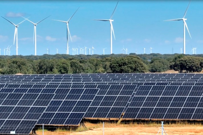 Le LCOE solaire photovoltaïque devrait chuter à 0,021 $/kWh d'ici 2050, selon DNV